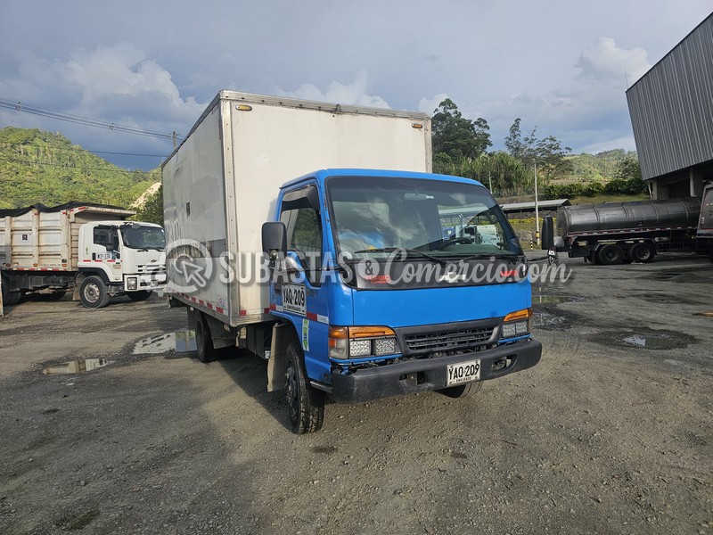 chevrolet npr 2004 placa yaq209.jpg